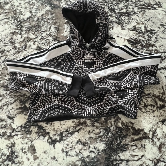 Adidas Originals Kaleidoscope Print Womens Cropped Hoodie Black/White DX1158 - Picture 3 of 5